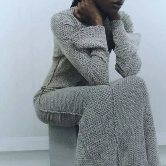 ZARA PRONOUNCED SEAM MIDI DRESS